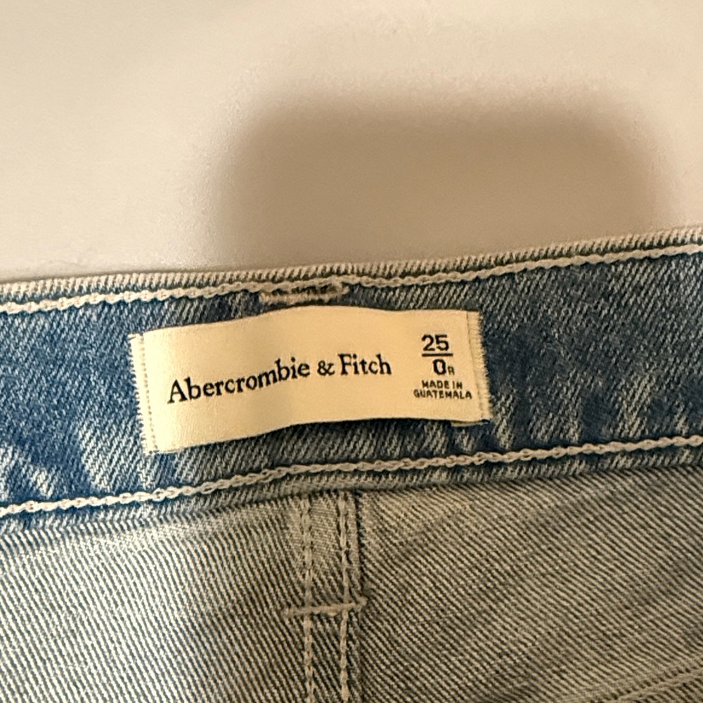 Abercrombie & Fitch Light Blue Denim Pants - Picture 3 of 6